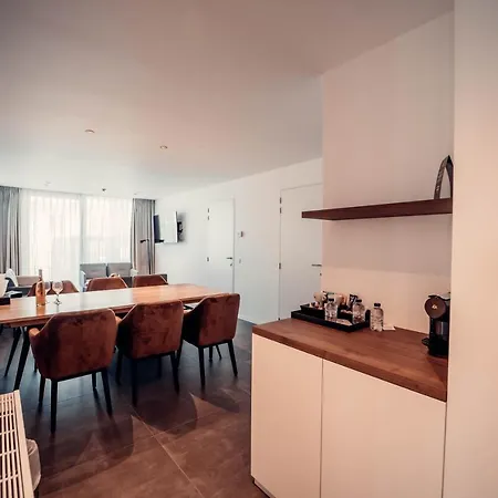 Otel Casino 4*