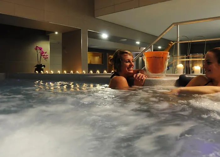 Casino מלון קוקסיידה