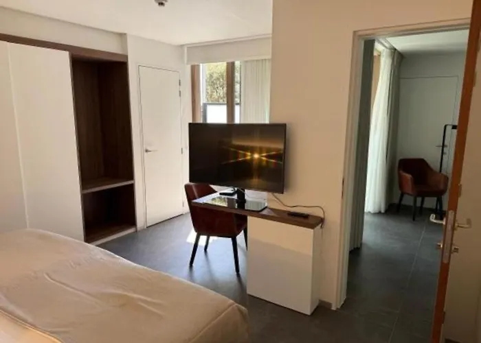 Casino מלון קוקסיידה